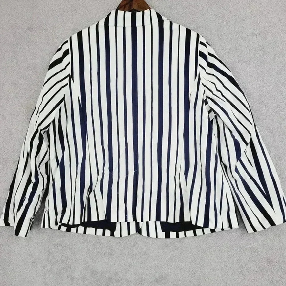 Lane Bryant Womens Striped Blazer Jacket Size 24 White & Navy Cotton Blend 7CT - Picture 2 of 7